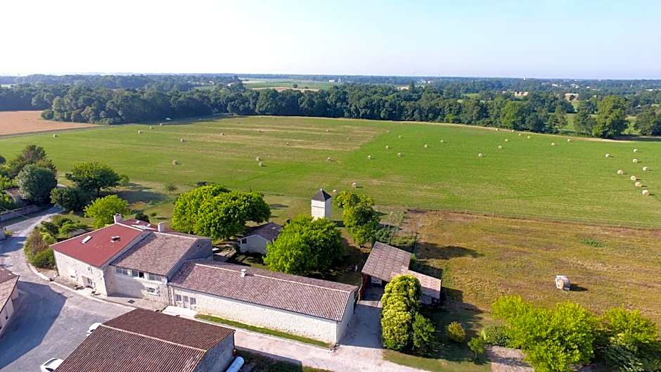 Chambres d'Hôtes Château Pierre de Montignac