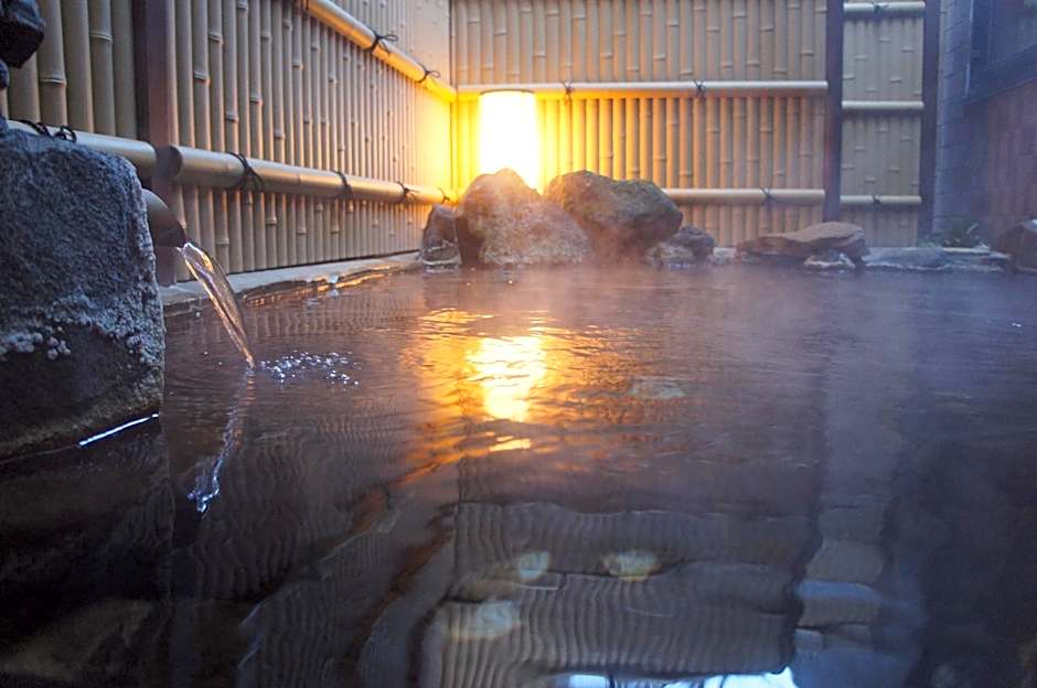 Kakeyu Onsen Kutsurogi No Yado Kuroiwa Ryokan