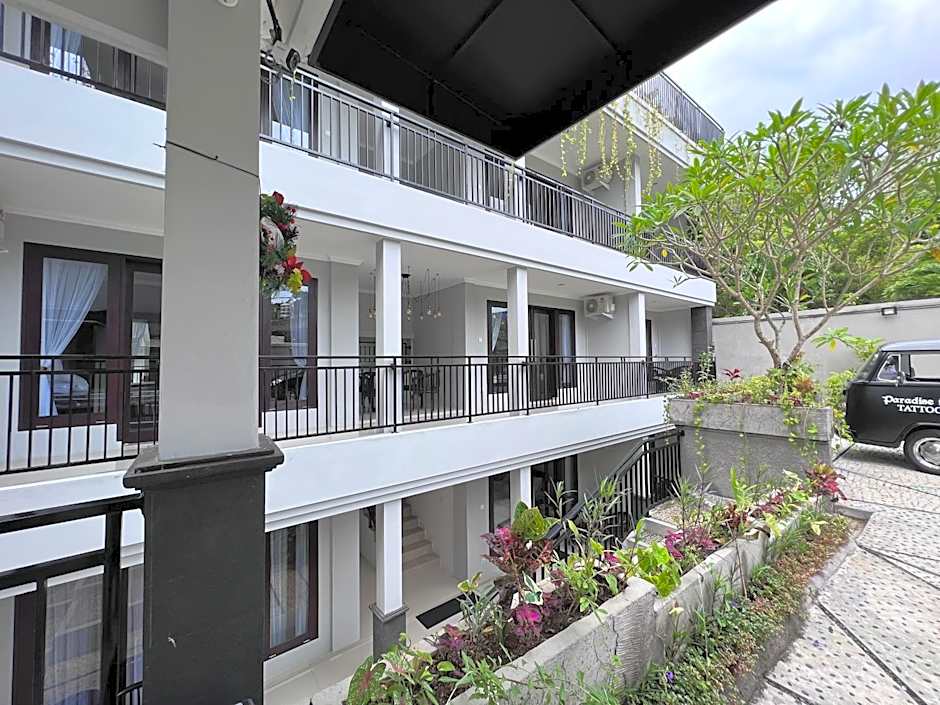 Green Hill Inn