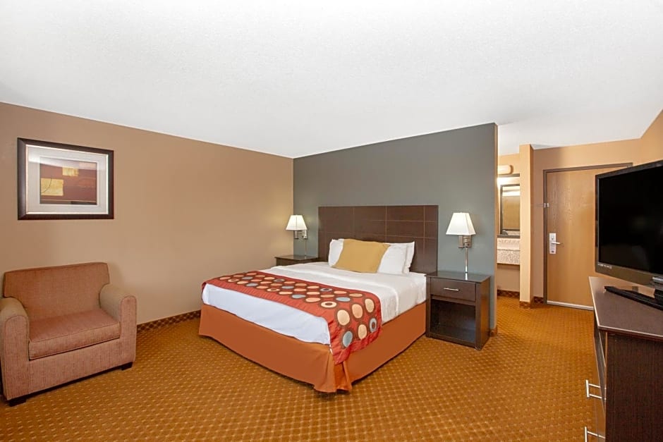 AmericInn by Wyndham Coralville