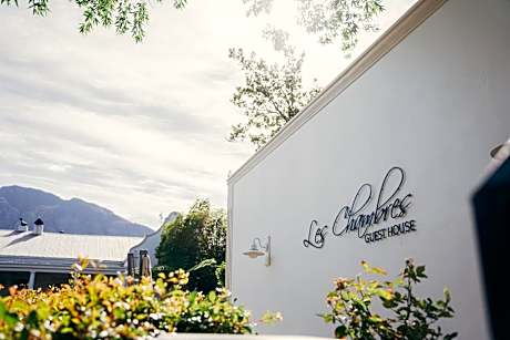 Les Chambres Guest House