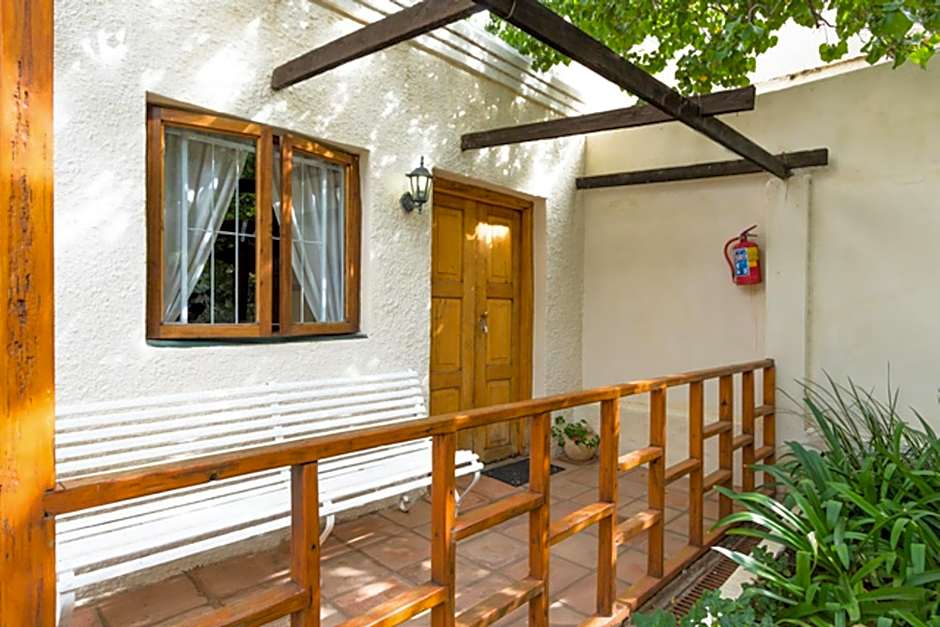 NANNA ROUS' TOWN HOUSE