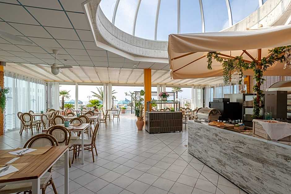 Hotel La Brezza frontemare