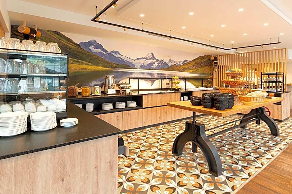 Jungfrau Lodge, Annex Crystal