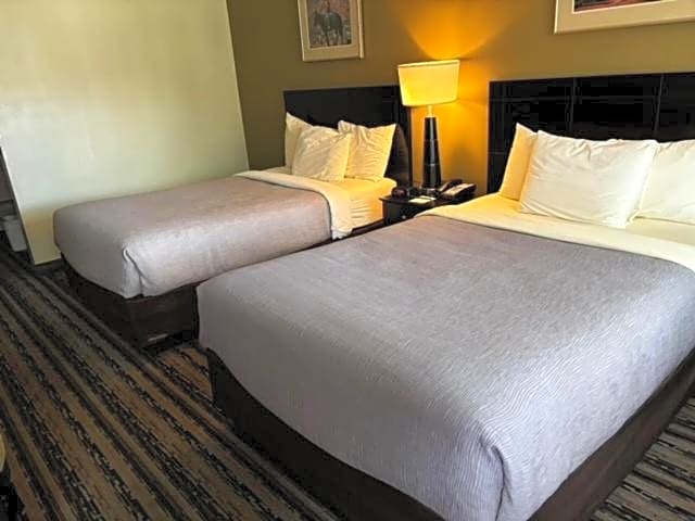 Quality Inn Navajo Nation Capital