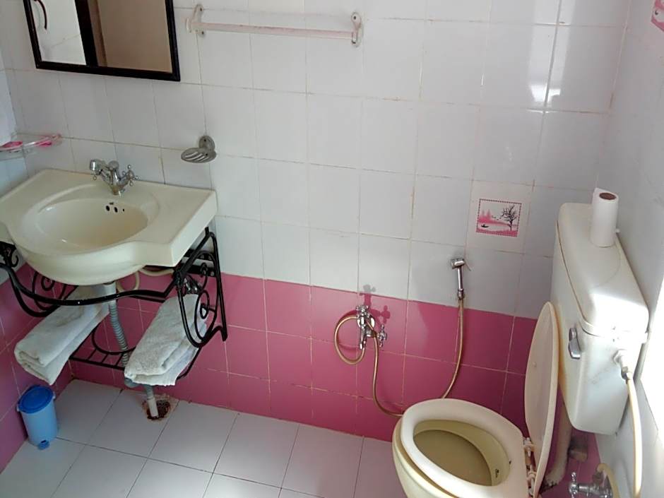 Hotel Udai Garh (A Family Hotel)