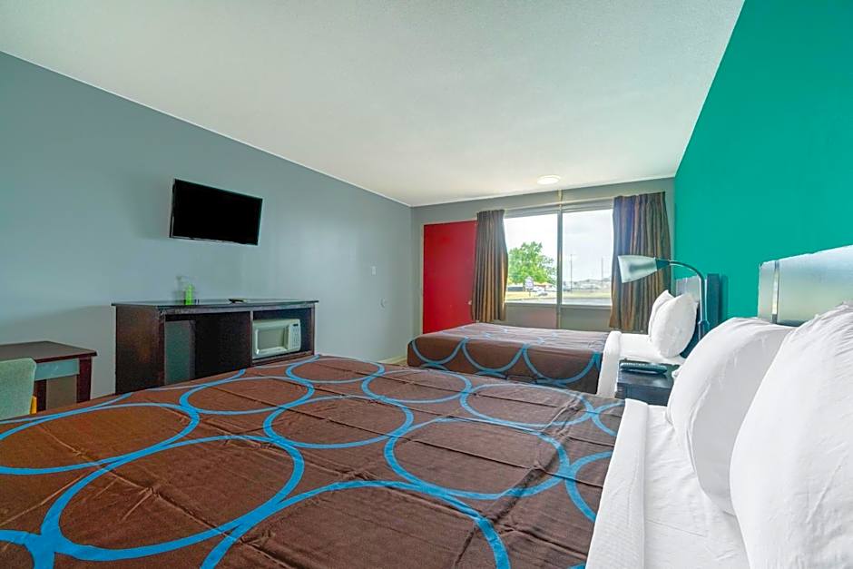Lamplighter Inn By OYO Independence