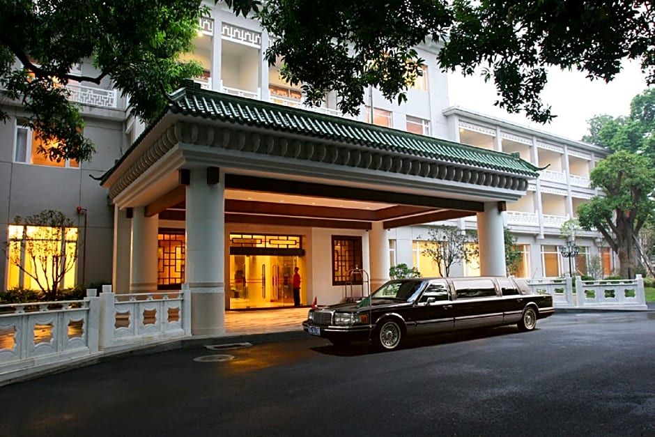 Guangdong Yingbin Hotel
