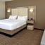 Holiday Inn Express & Suites Williams