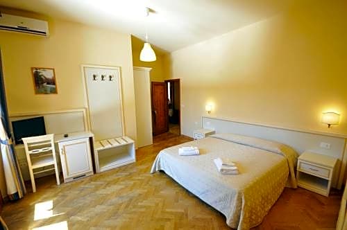 Hotel Marine