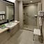 Niagara Fallsview Hotel & Suites By IHG