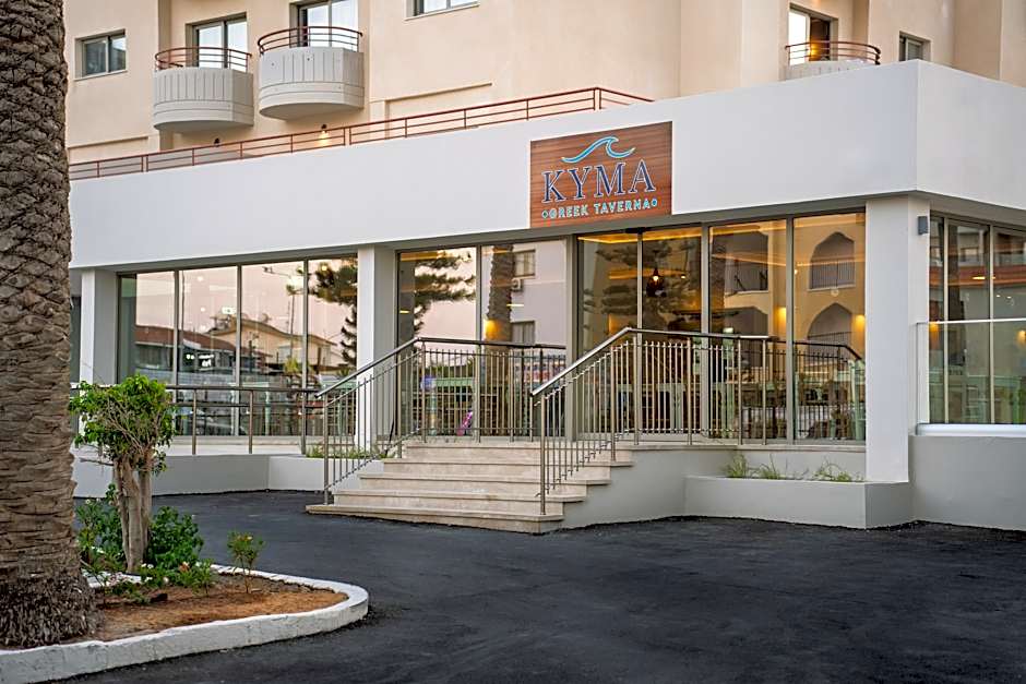 Sun Palace Protaras Waterpark Resort