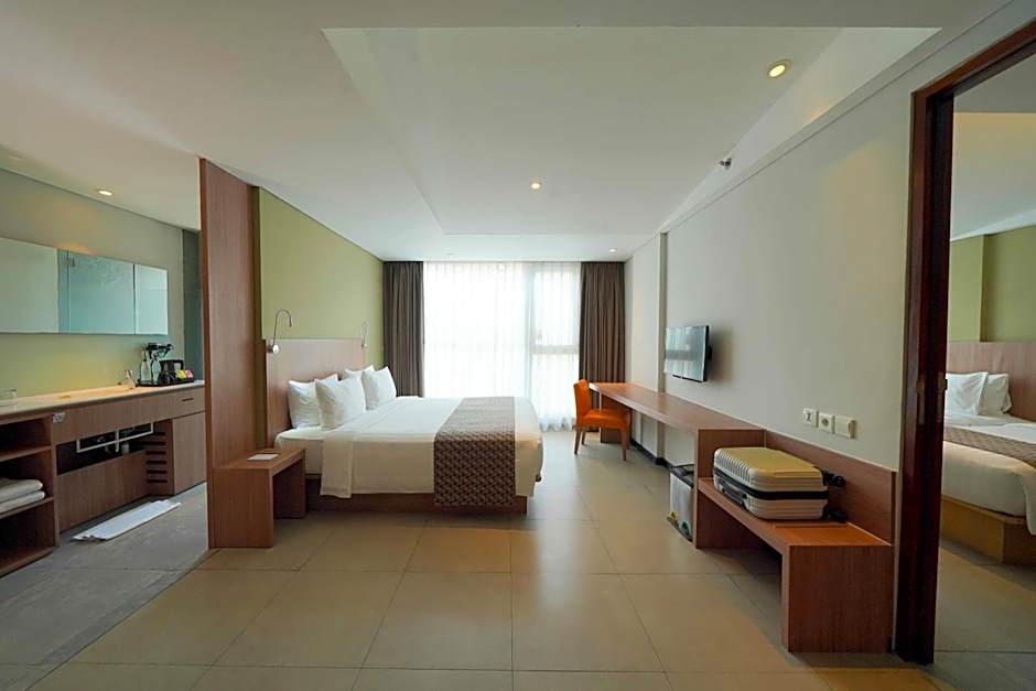 Photo 1 of 6 of Family Suite