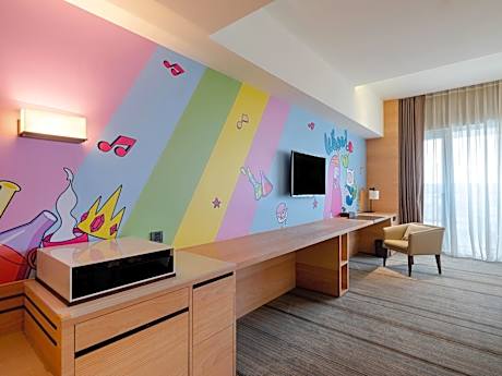 Cartoon Network Comfort King Room