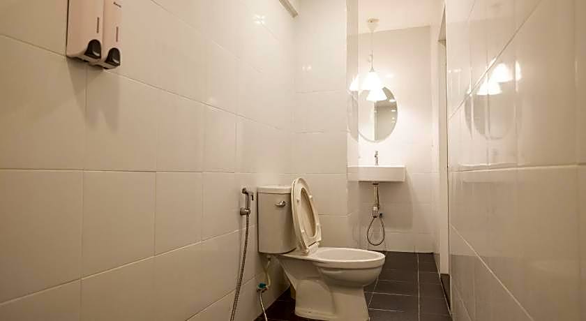 Petra Poshtel Donmuang