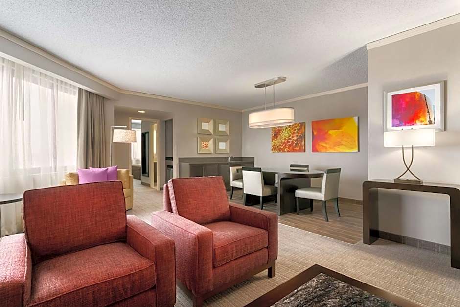 Embassy Suites by Hilton Chicago North Shore Deerfield