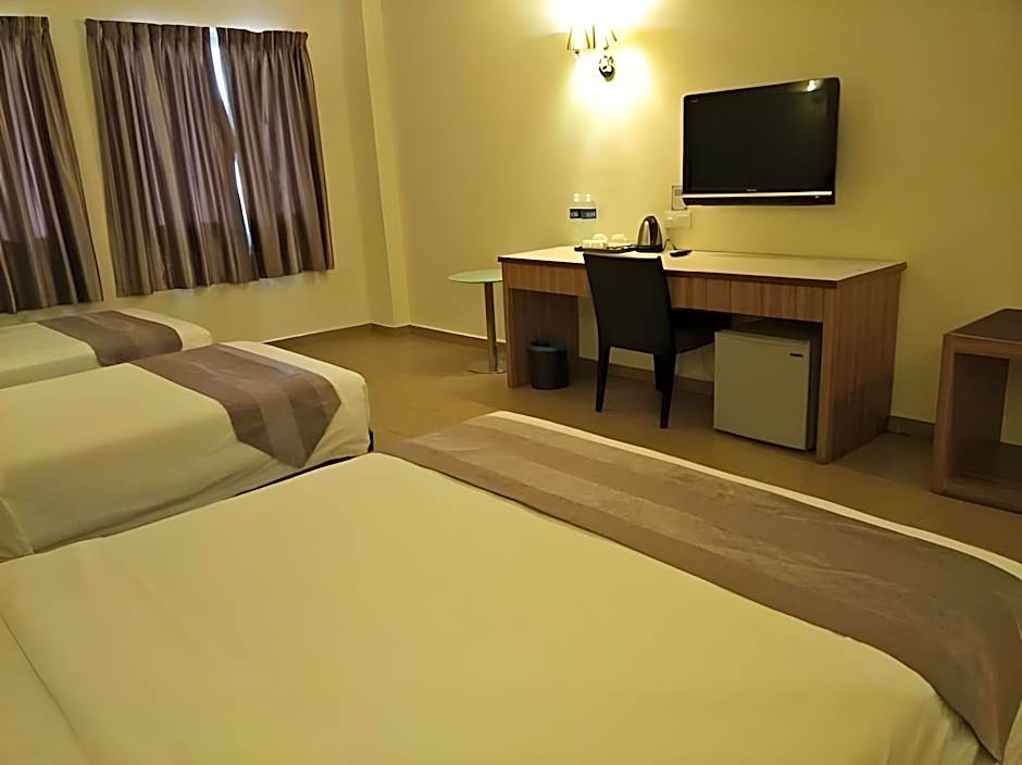 Grand Court Hotel