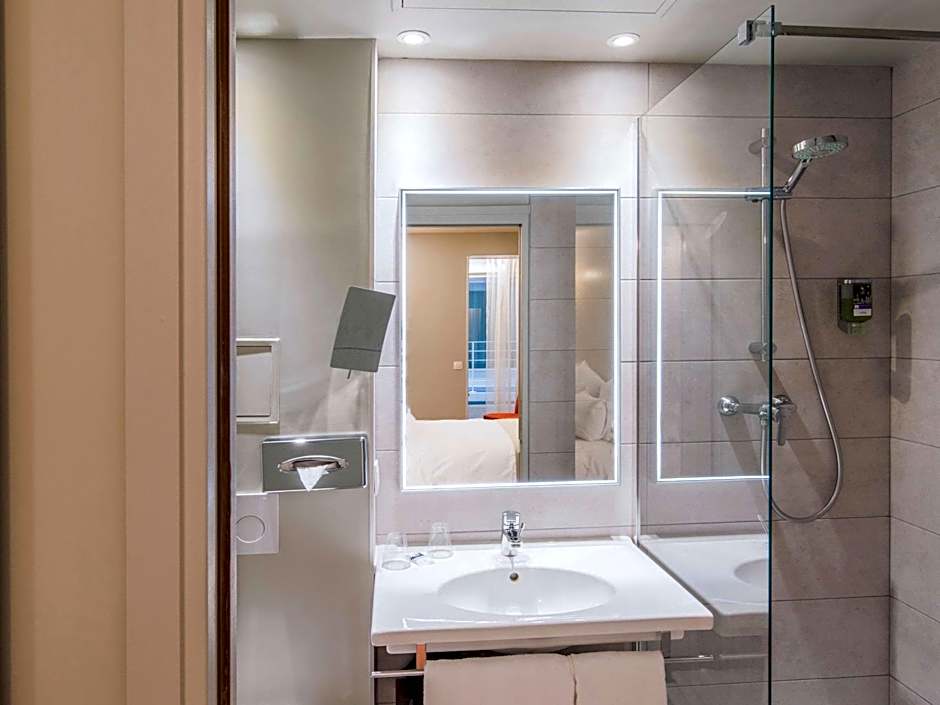 Mercure Paris Pont de Levallois Neuilly