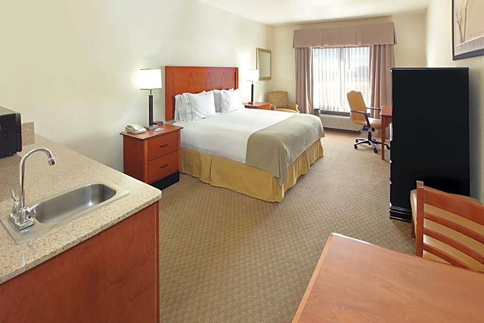 Holiday Inn Express Pine Bluff - Pines Mall Hotel By IHG