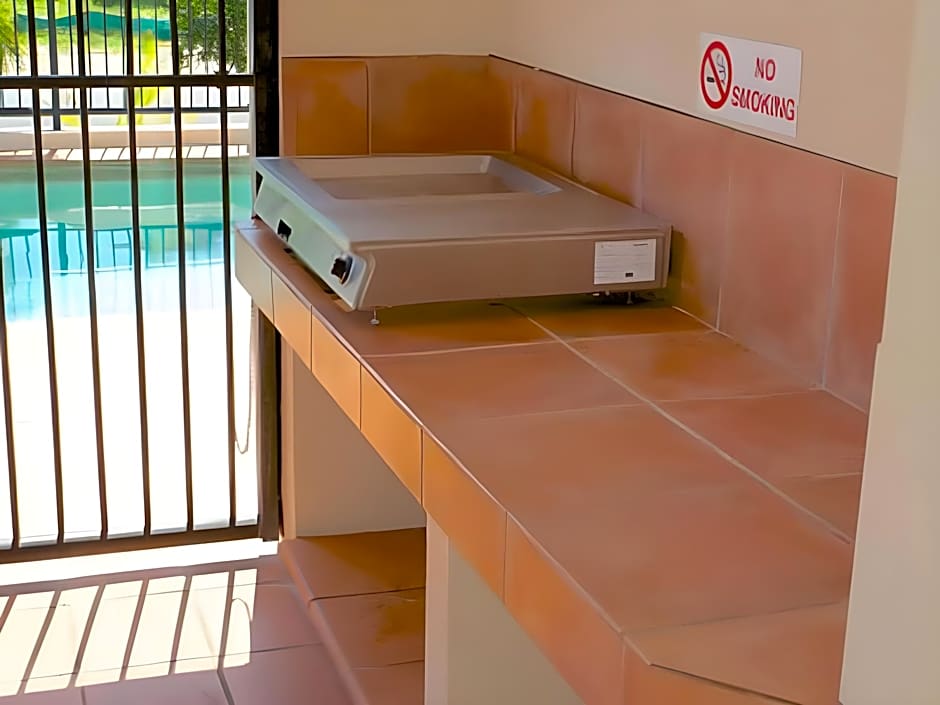 Chevron Palms Holiday Apartments