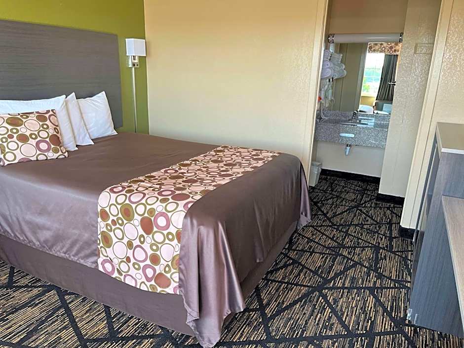 Travelodge by Wyndham Mansfield