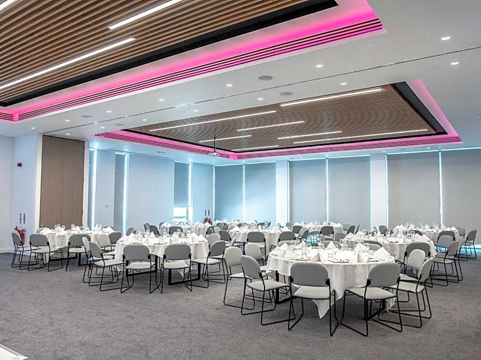 Holiday Inn Birmingham Airport NEC By IHG