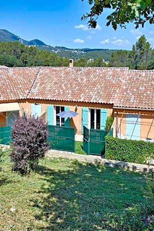 maisonnette climatisée ,20 min de cassis et d'aix