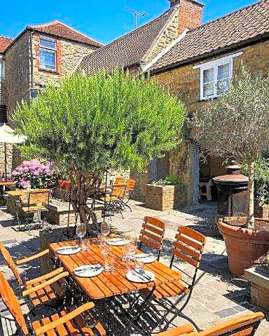 The Plume of Feathers