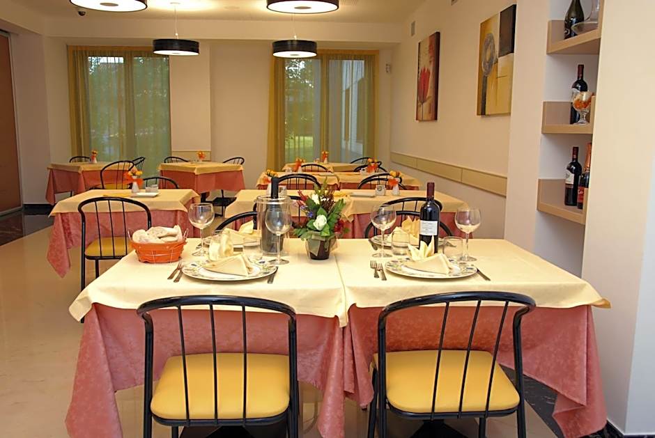 Groane Hotel Residence