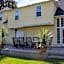Genelle House B&B Guest House