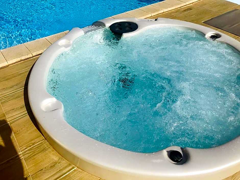 Green Park Hotel & Residence