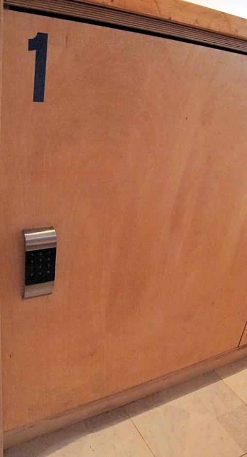 Rhodes Backpackers Boutique Hostel and Apartments