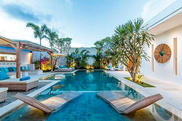 Villa Smilla:  Outstanding 4BR Luxury Villa Seminyak