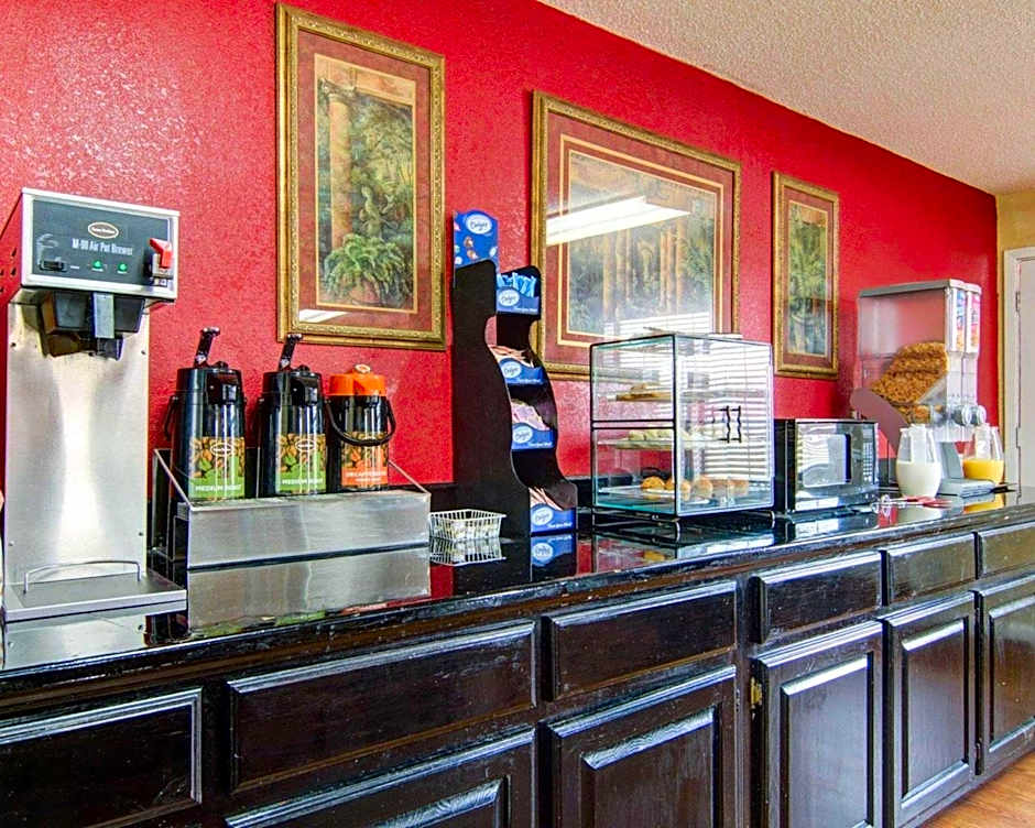 Econo Lodge Pine Bluff