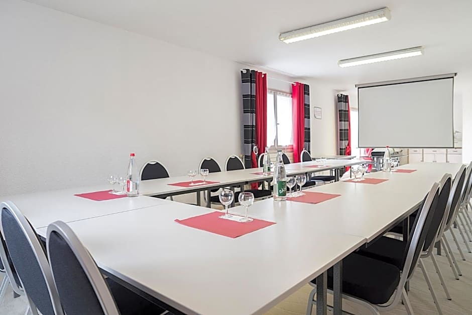 The Originals City, Hotel La Siesta, Annonay Est (Inter-Hotel)