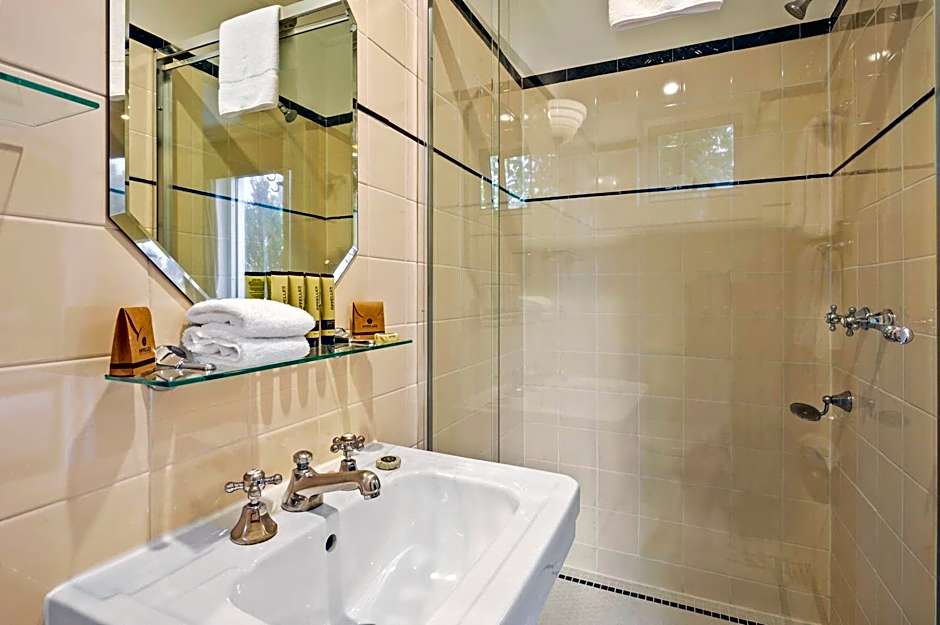 Hydro Majestic Blue Mountains