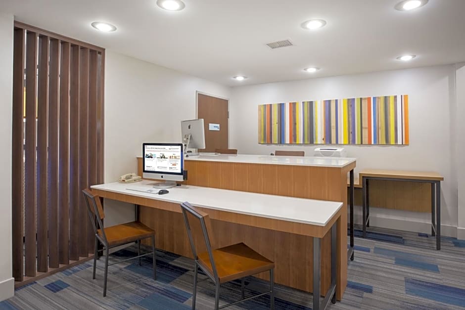 Holiday Inn Express Hotel & Suites Amarillo By IHG