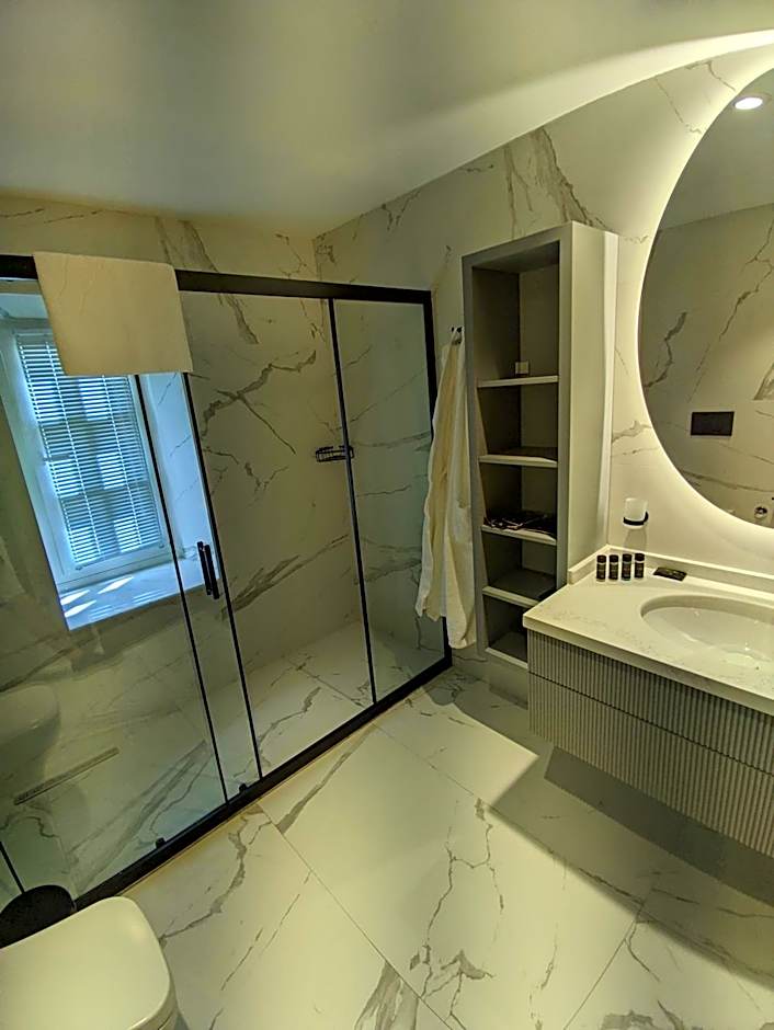 Royal Hayat Hotel Old Town