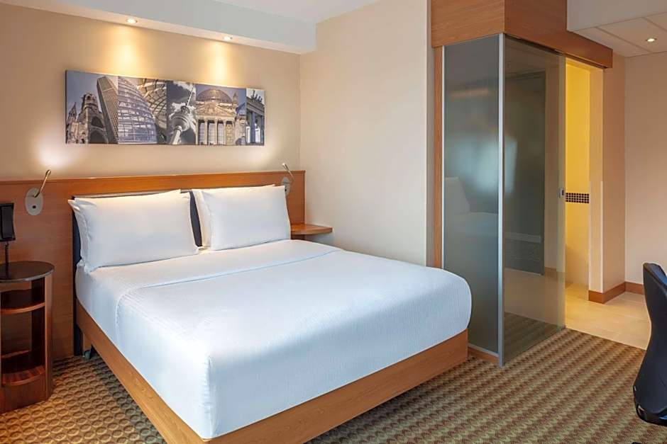 Hampton By Hilton Berlin City West