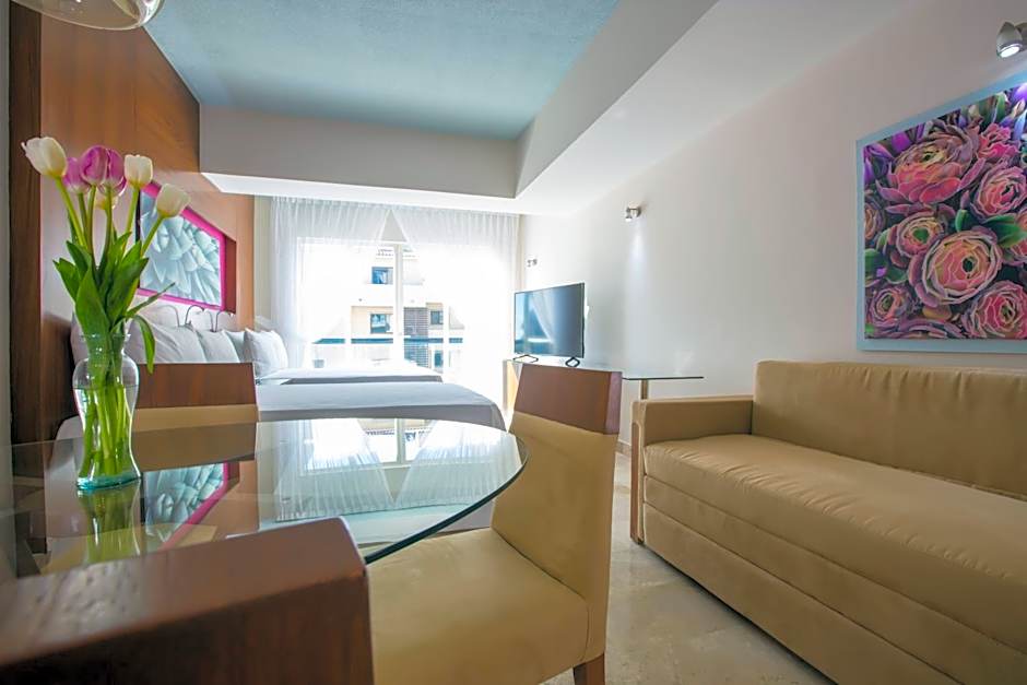 BelAir SunClub Cabos by Krystal Grand