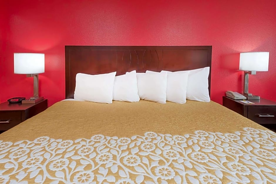 Days Inn by Wyndham Mexico