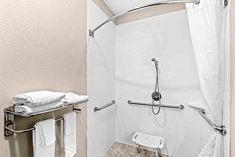 Best Western Ottumwa Inn & Suites