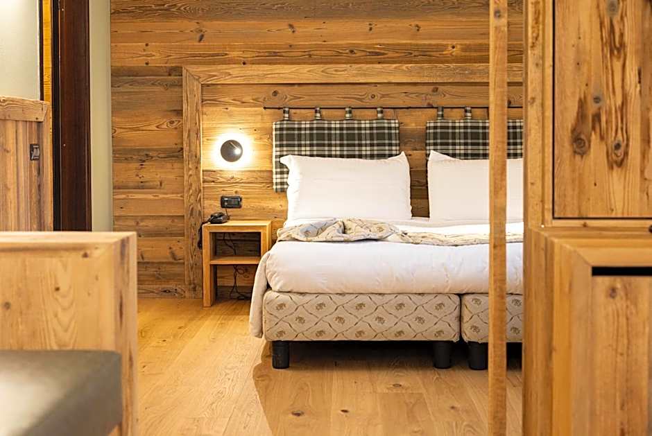 G. Hotel Des Alpes (Classic since 1912)