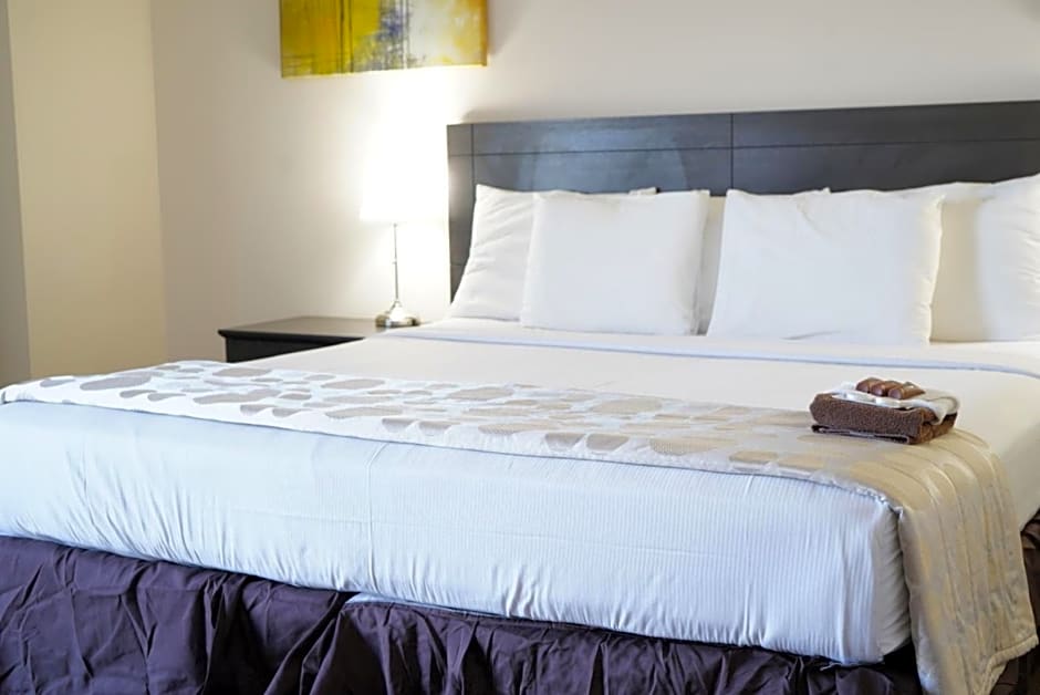 River Rapids Inn