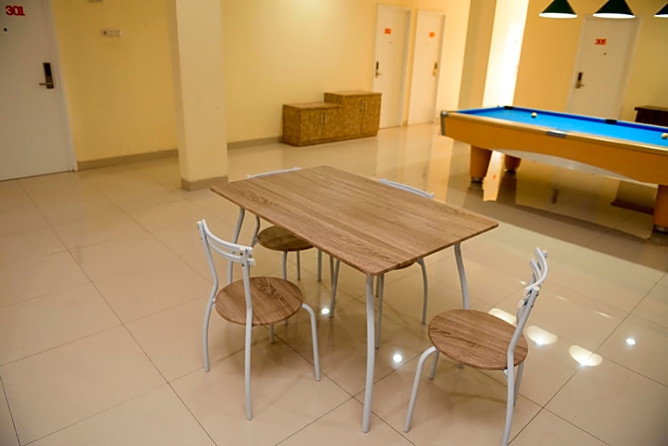 Vaccinated Staff - OYO 149 Alpha Kostel Syariah