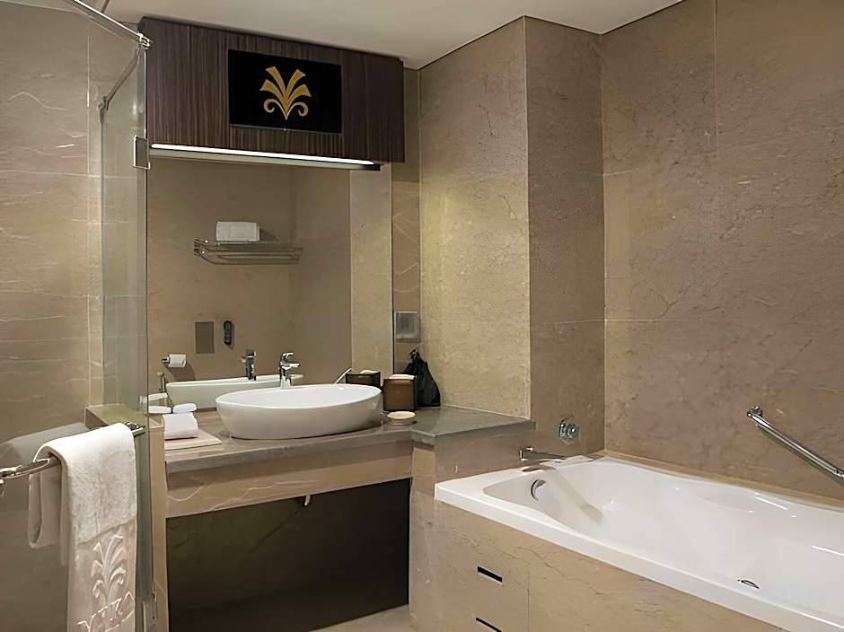 Myko Hotel & Convention Center Makassar