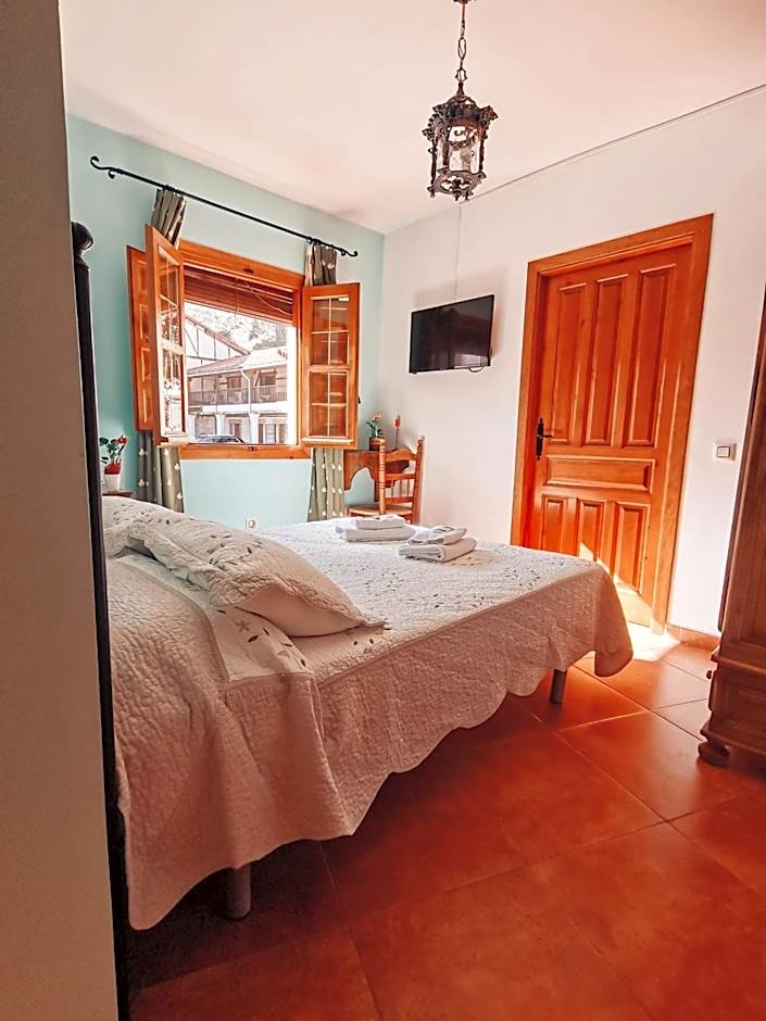 Photo 1 of 5 of Double Room with Private Bathroom