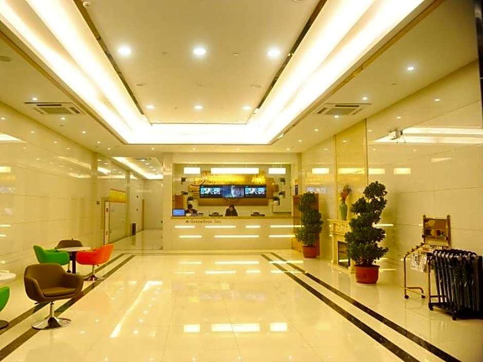GreenTree Inn Zhenjiang Dagang New District Tonggang Road Butterfly Square