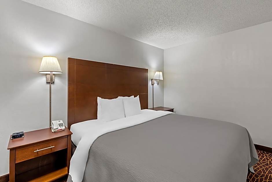 Quality Inn Marietta near Dobbins ARB
