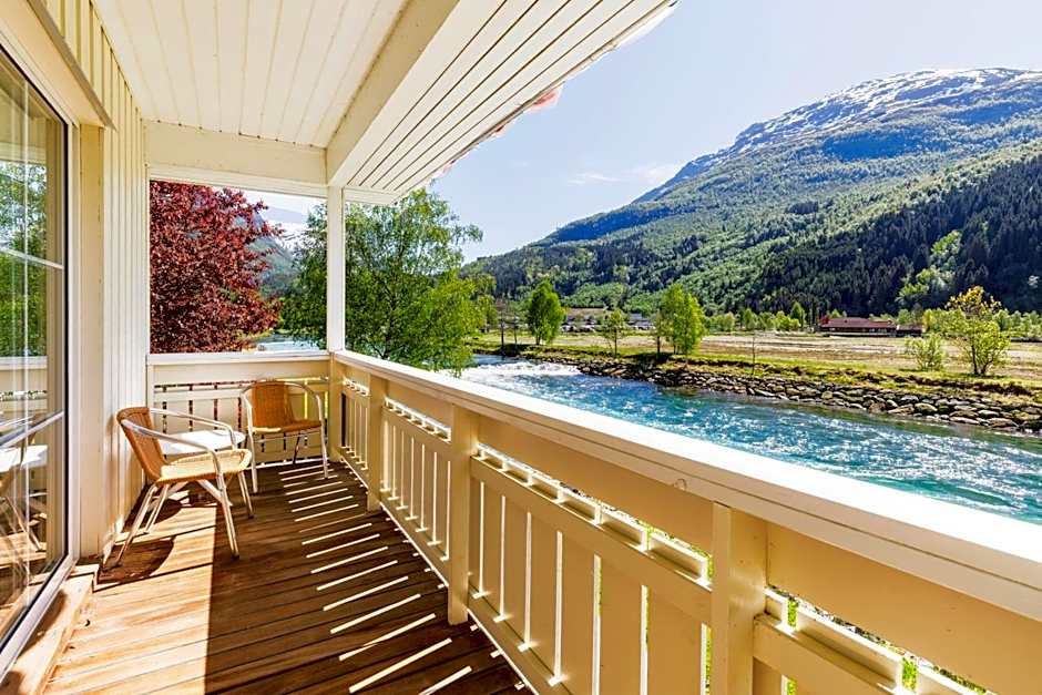 Hotel Loenfjord Loen